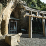 岩樟神社